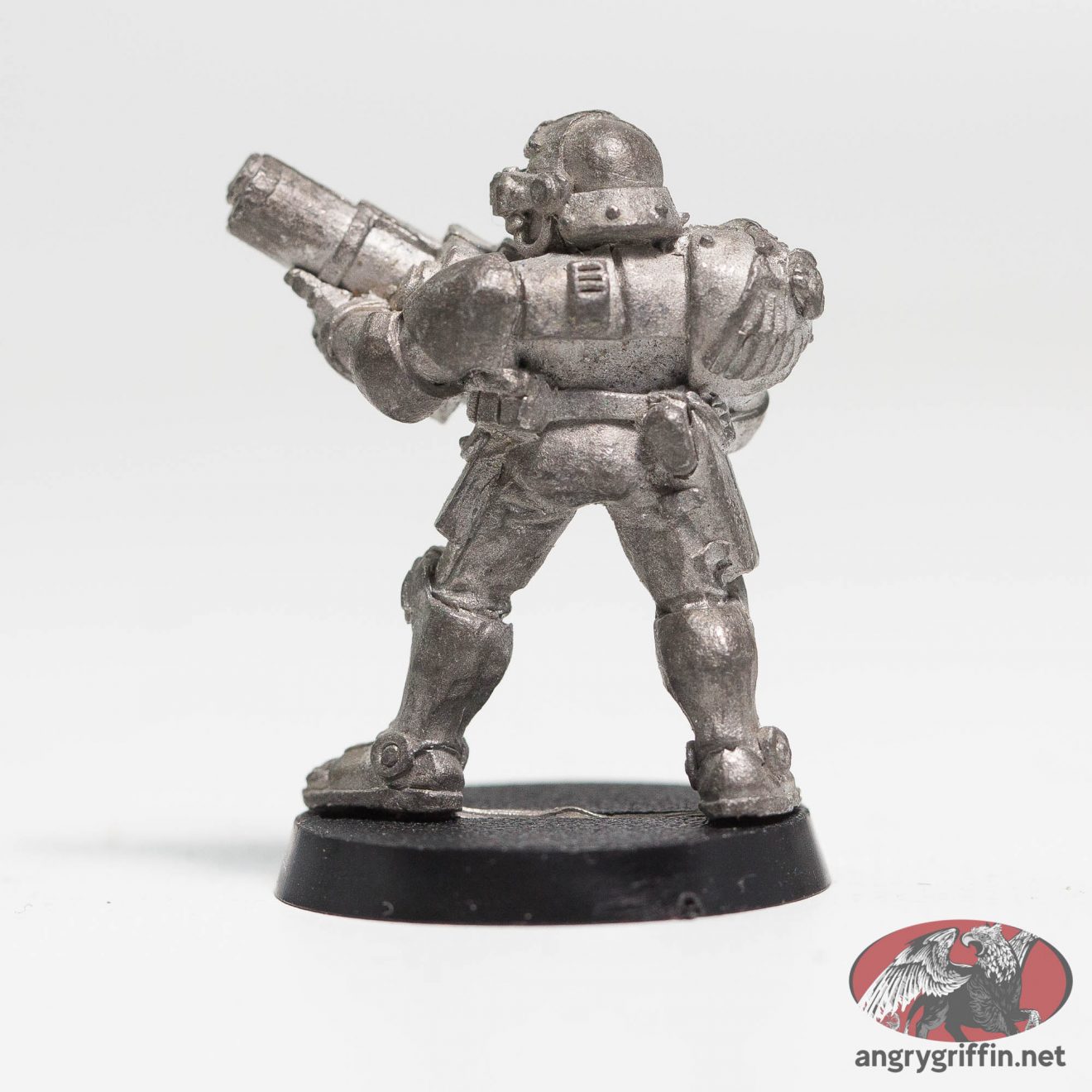 Adeptus Arbites with Grenade Launcher – Rogue Trader, Necromunda ...