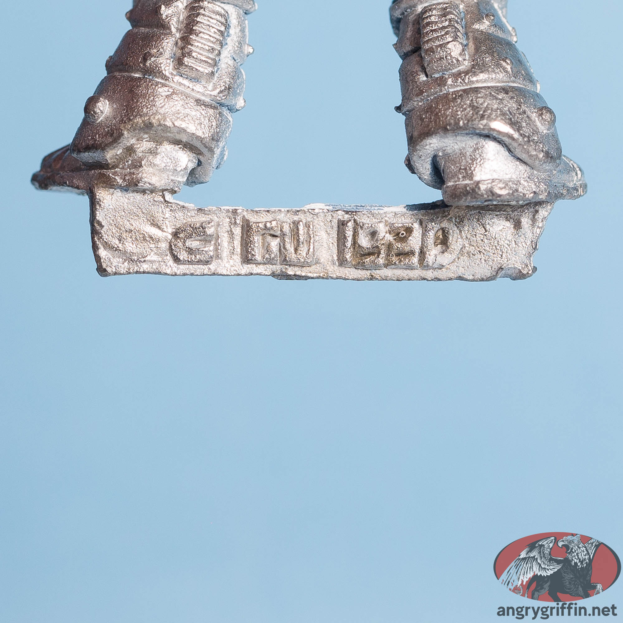 1990 Space Marine Armour through the Ages Mark 2 Angry Griffin