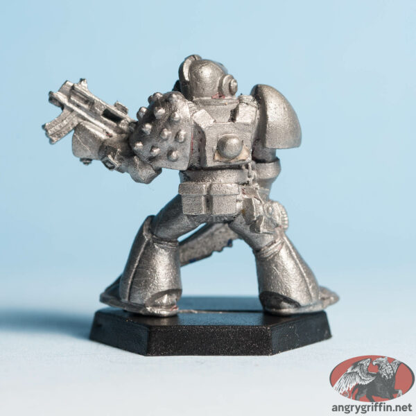 Rogue Trader Space Marine Lieutenant – Metal Warhammer 40K – Angry Griffin