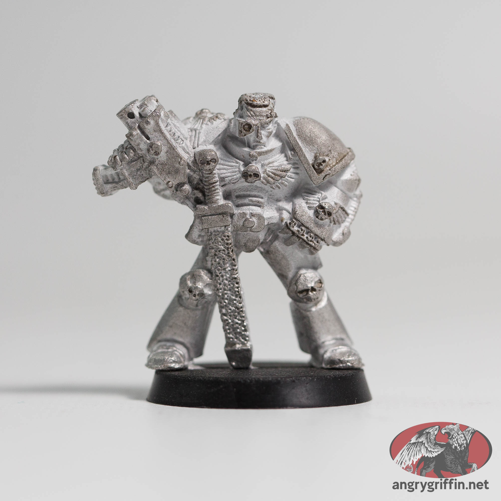 Space Marine Captain LE4
