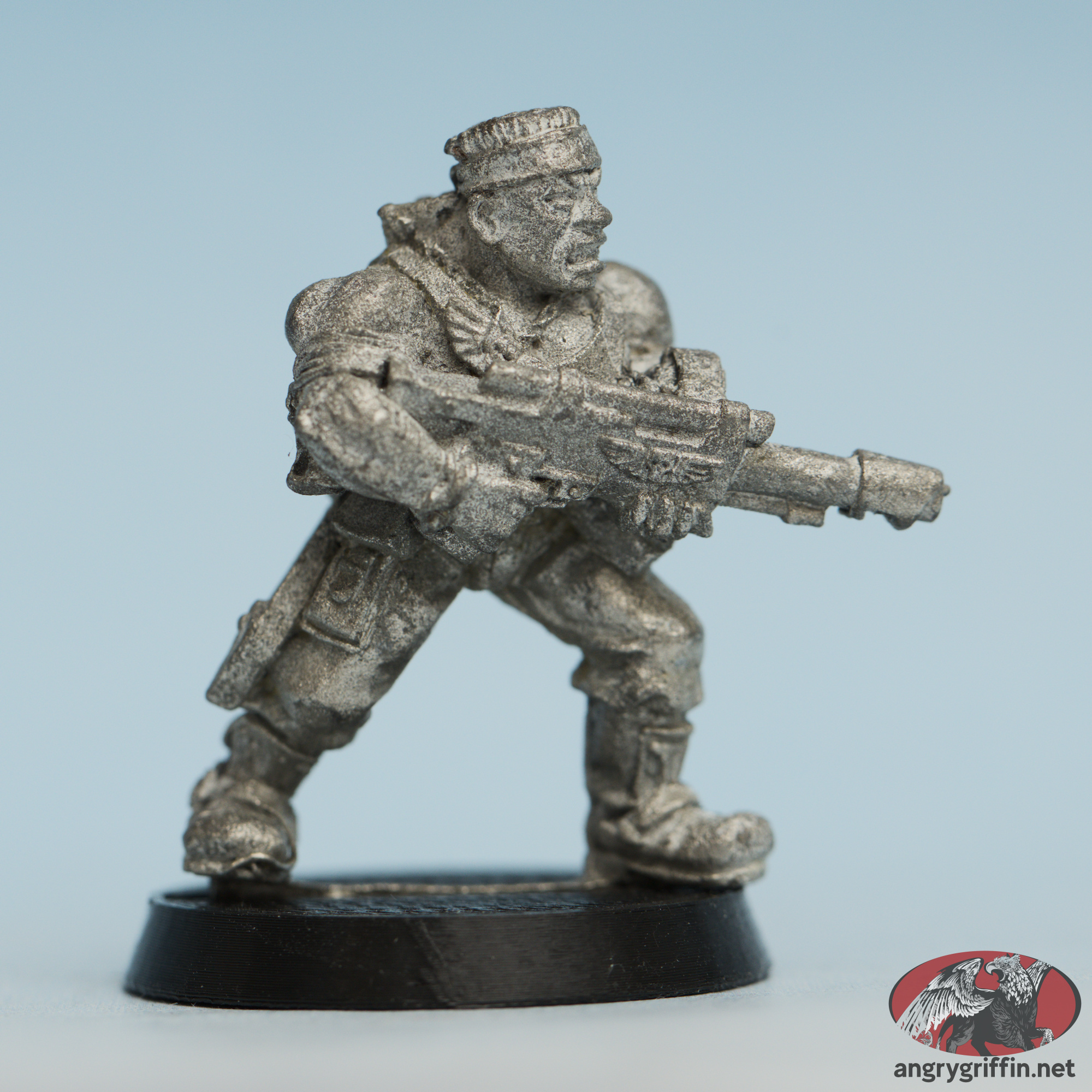 Catachan Jungle Fighter with Lasgun 1