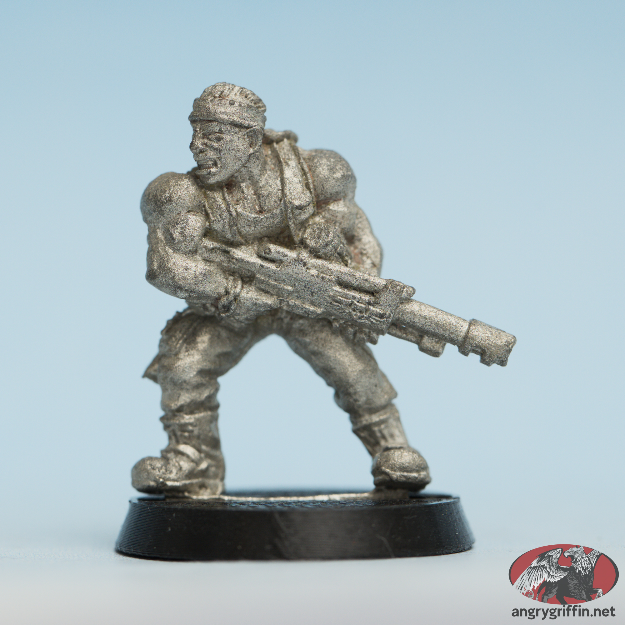Catachan Jungle Fighter with Lasgun 3