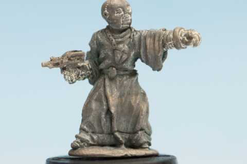 S30 Fanatic Disciple with Bolt Gun and Power Glove