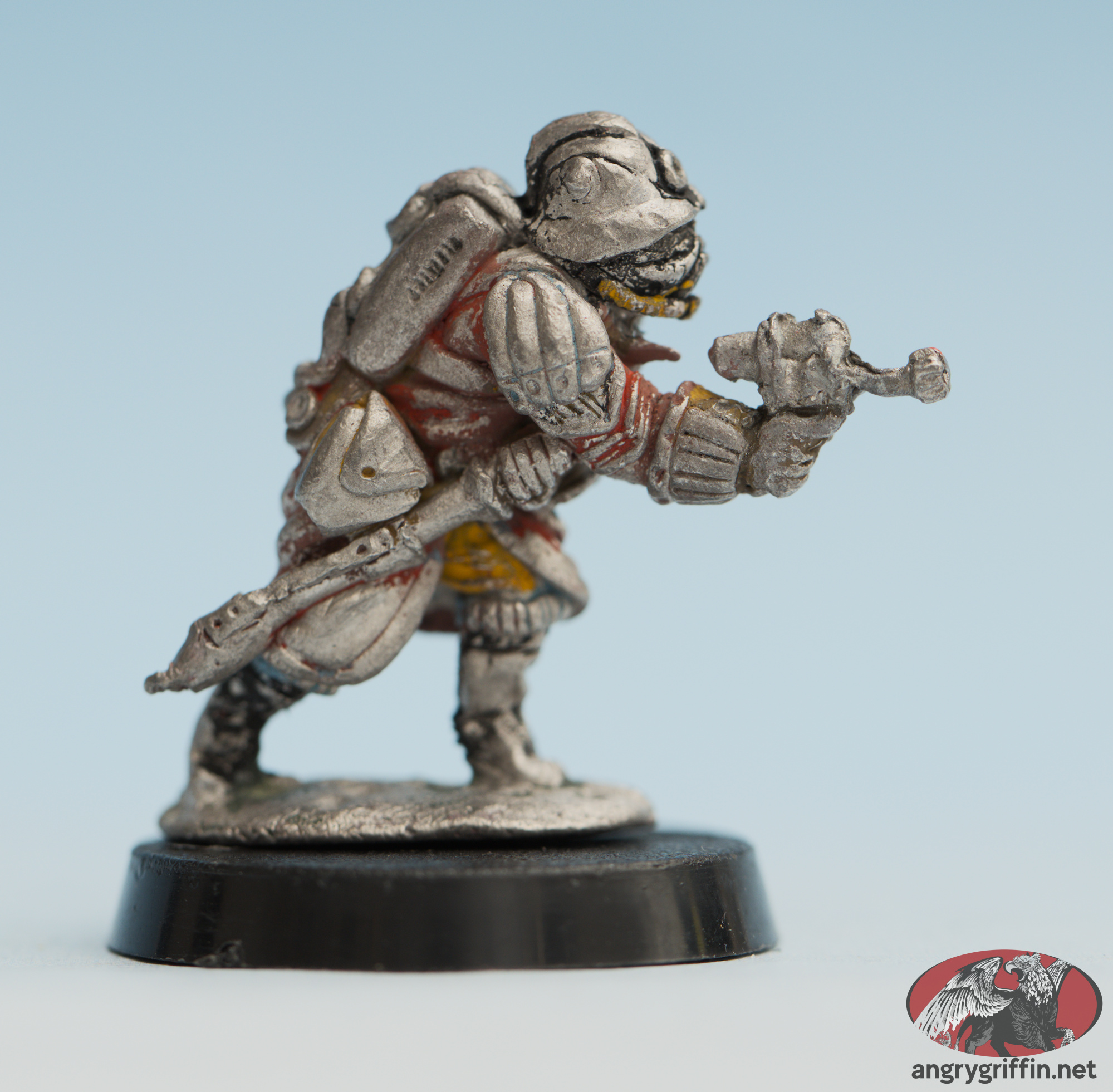 S40 Imperial Invincible Captain with Needle Gun and Force Sword