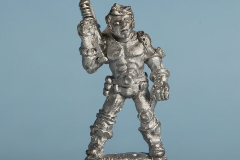 S8 Adventurer with Machine Pistol and Power Glove