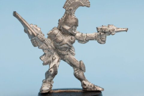 Eldar Guardian with Shuriken Catapult, Pistol