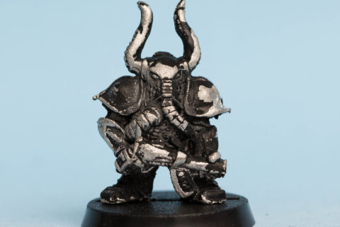 Chaos Squat 07