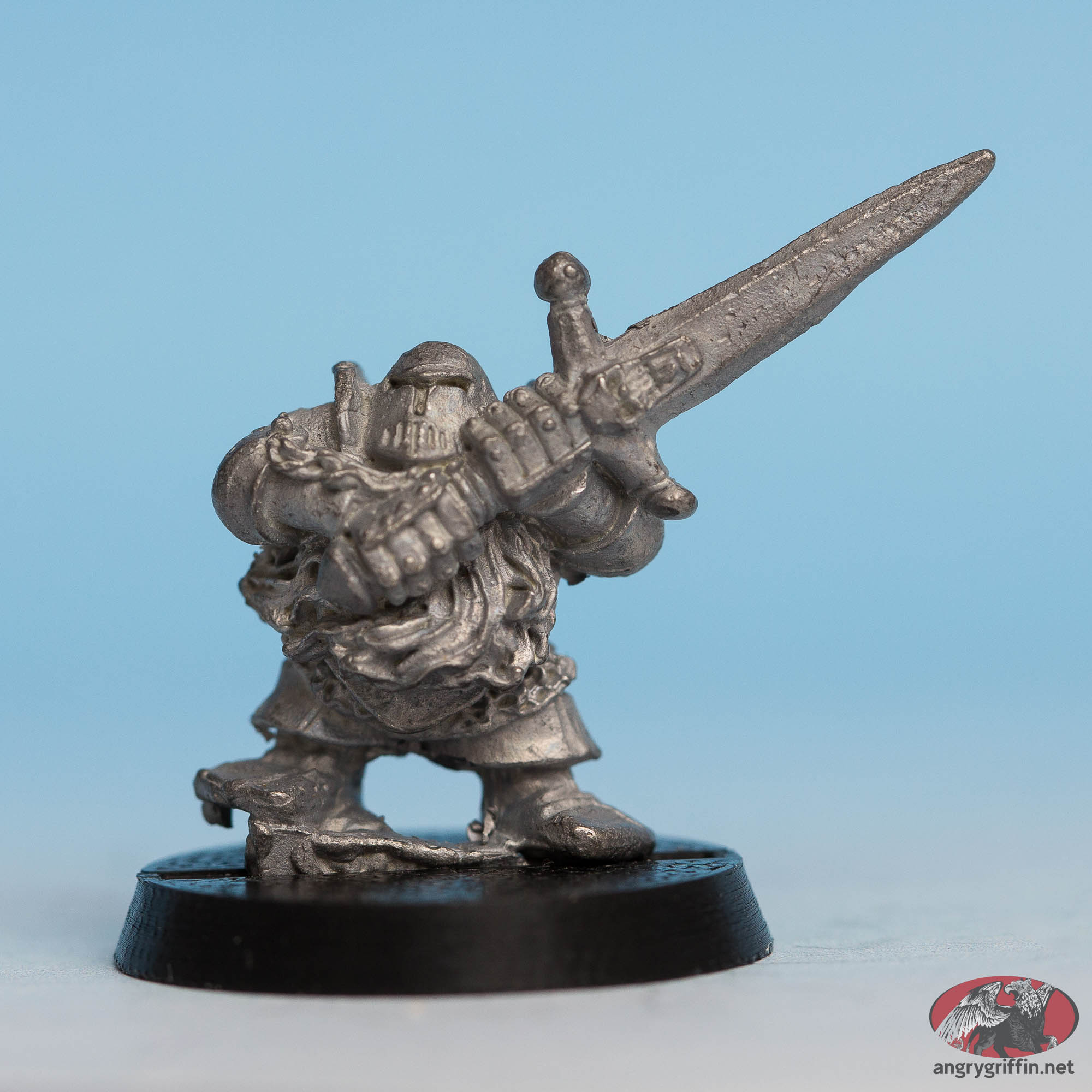 Chaos Dwarf with Sword