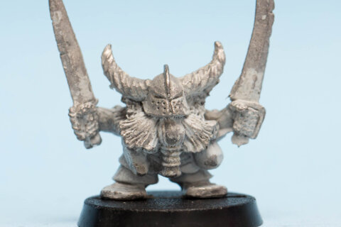 Chaos Dwarf with Two Swords