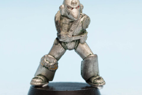 Space Marine in Mk6 Armour 4