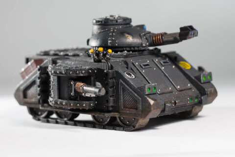 Space Marine Predator w/Plasma Sponsons (2nd. Ed.)