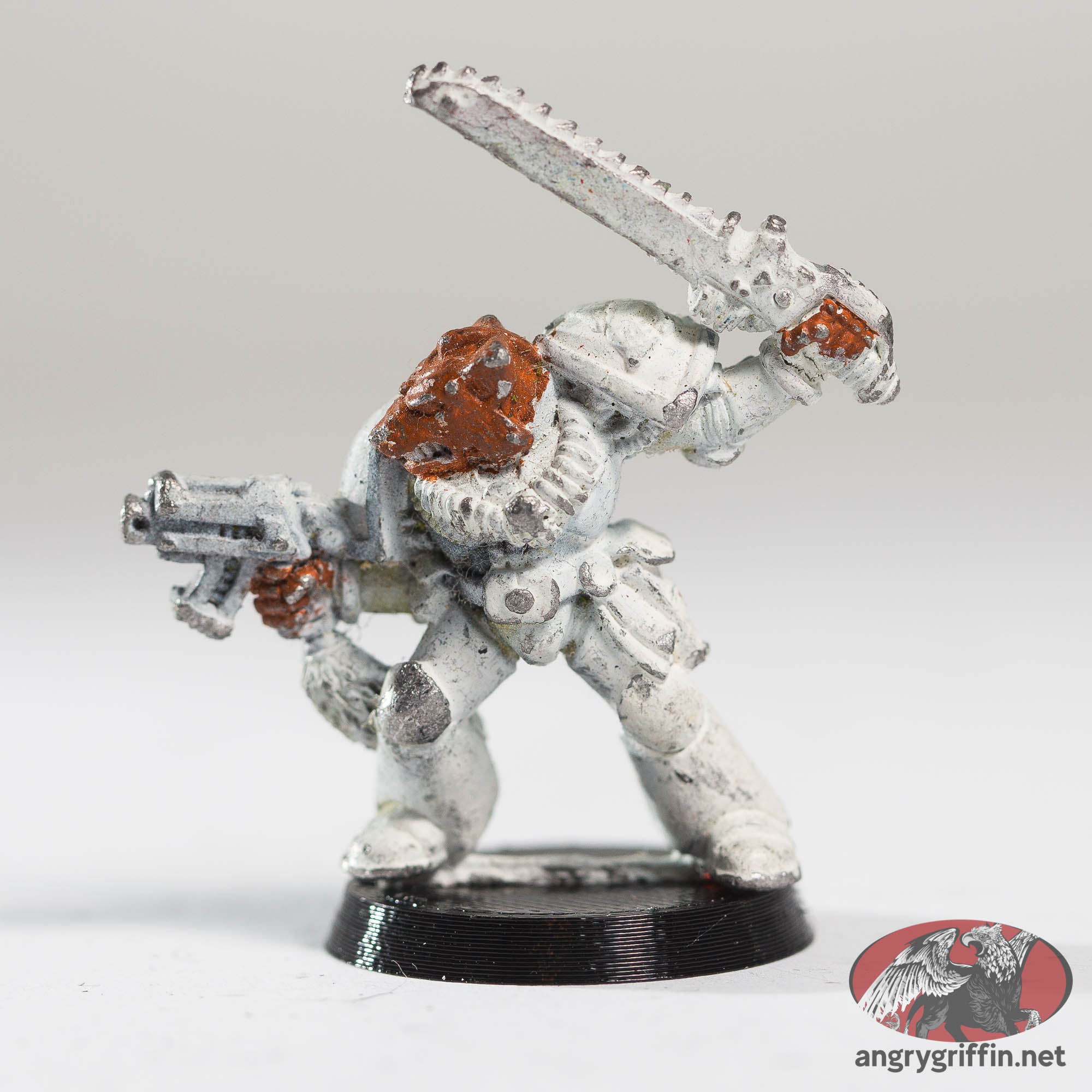 Space Wolf Captain with Artificer Helmet