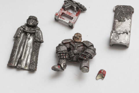 RT105 Imperial Commander Lord Macragge