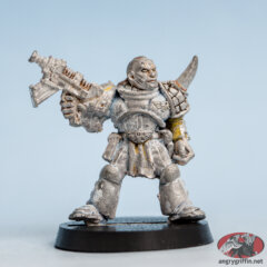 Space Marine Scout With Bolter and Horned Shoulder Pad