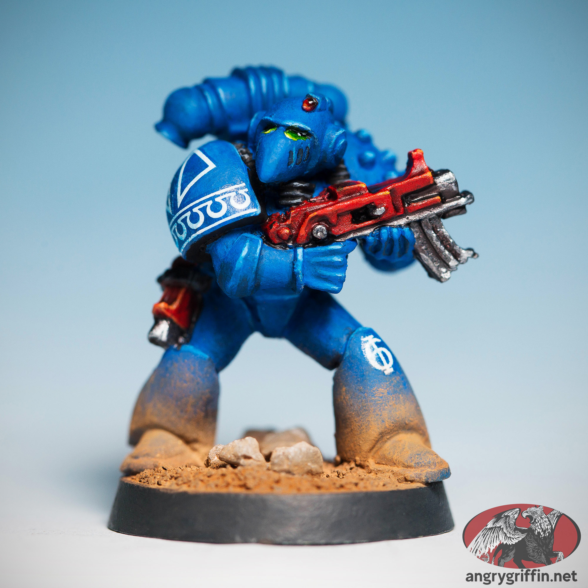 Space Marine in Mk6 Corvus Armour 2
