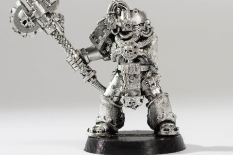 Space Marine Techmarine 01