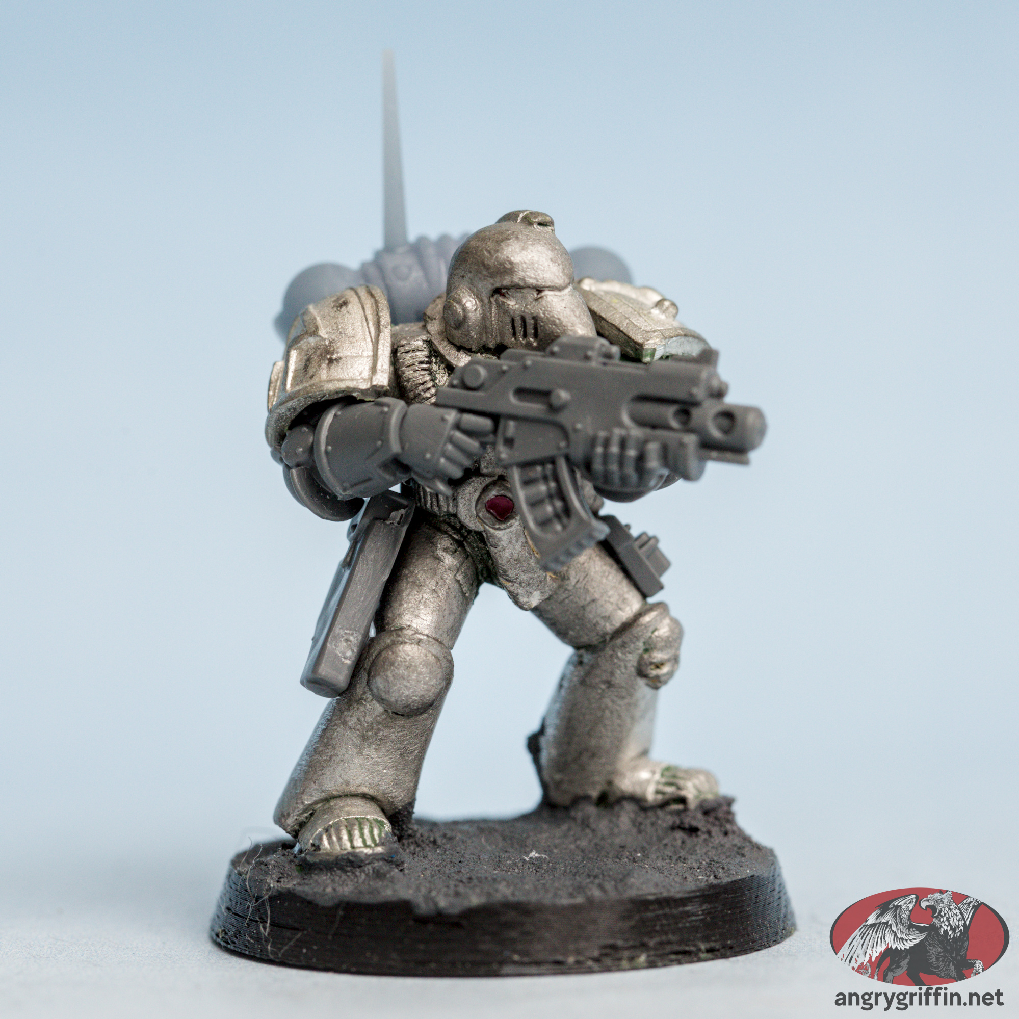 Space Marine in Mk6 Armour 3