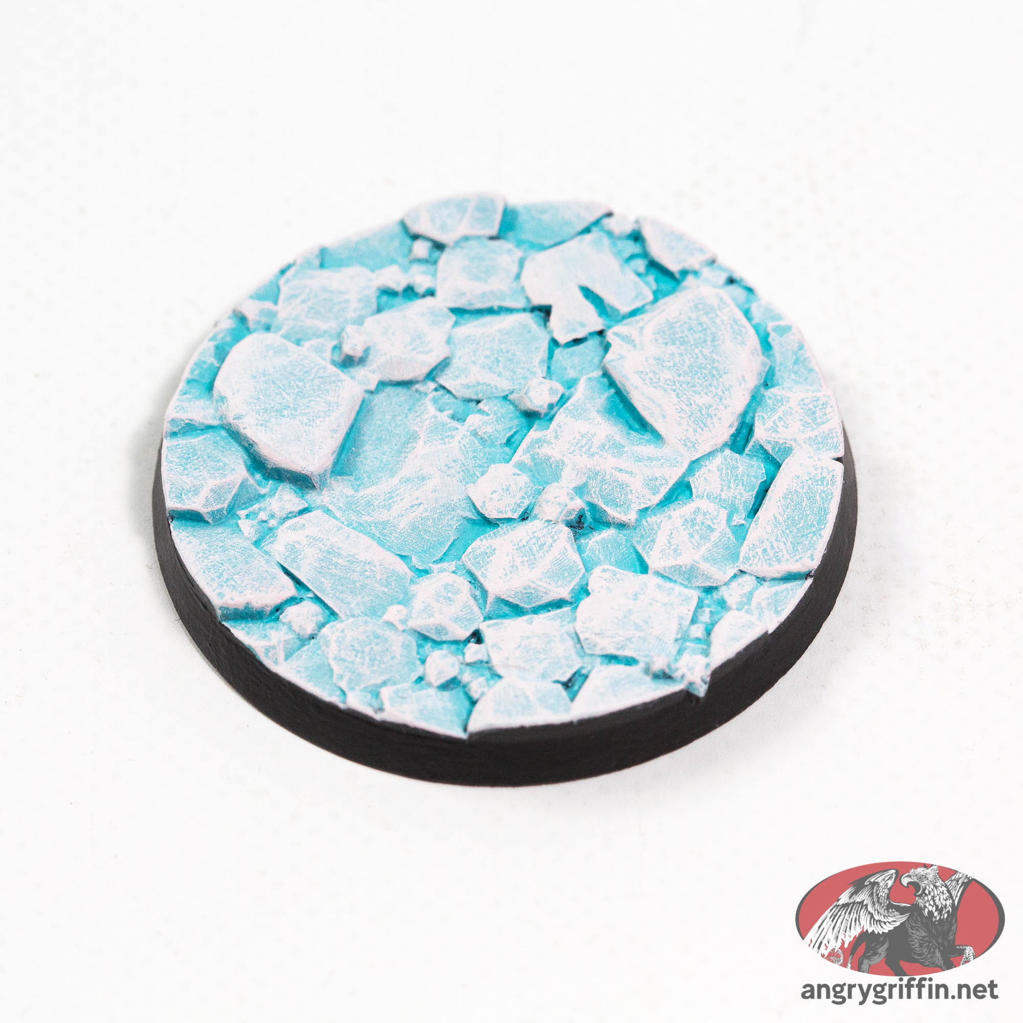 Base: Small rocks, snow and ice